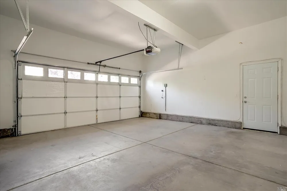 1920 Bodie St, Santa Rosa, CA 95403