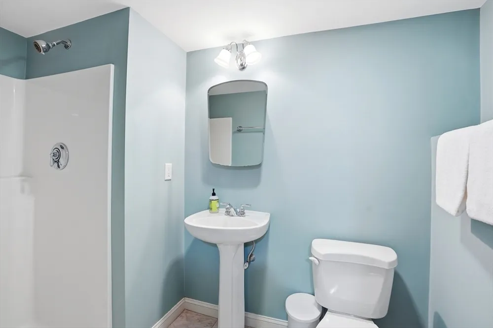 22 Longmeadow Dr, Canton, MA 02021