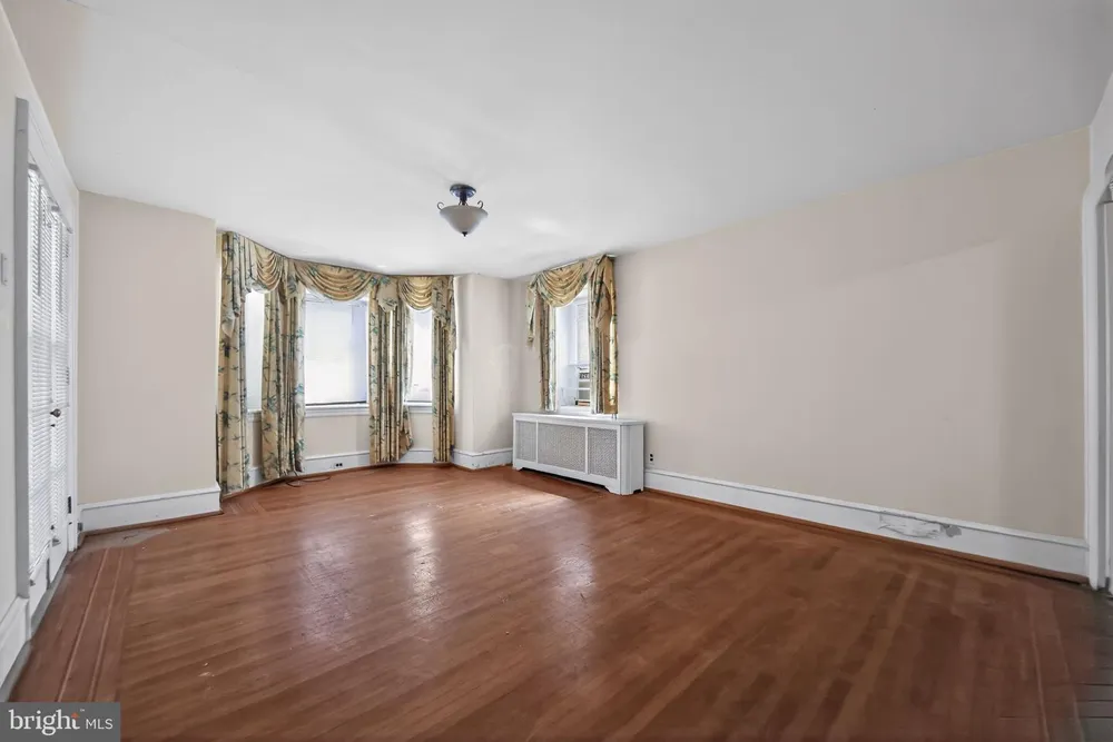 6448 Cherokee St, Philadelphia, PA 19119