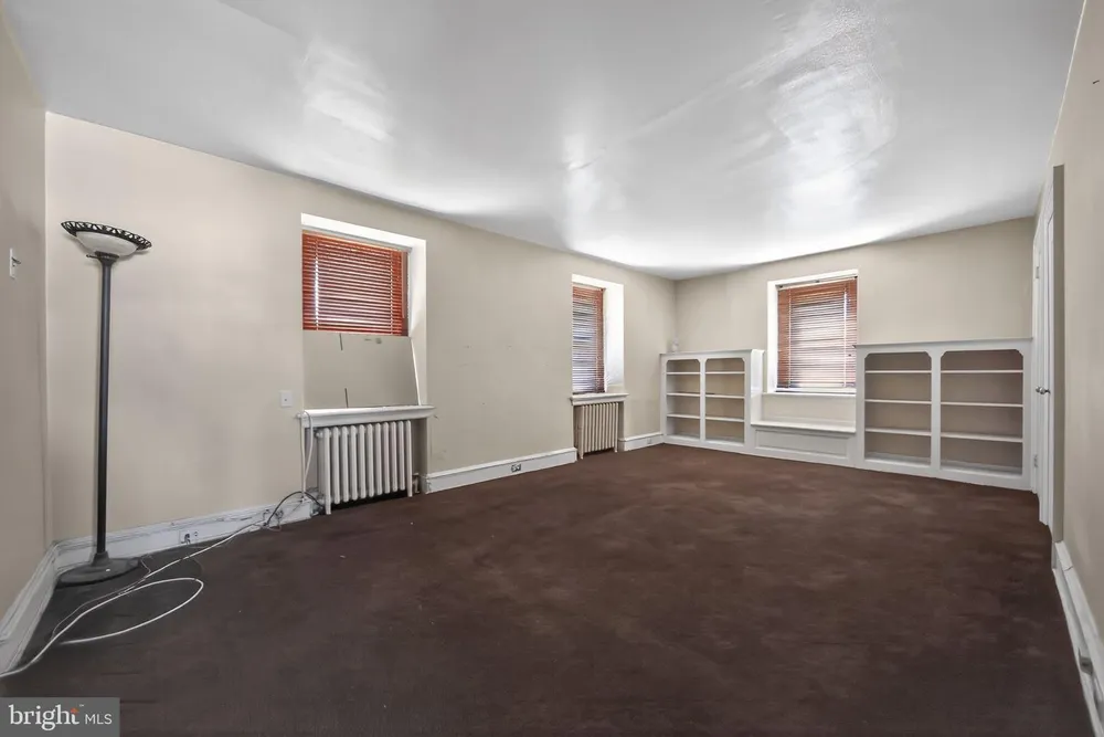 6448 Cherokee St, Philadelphia, PA 19119