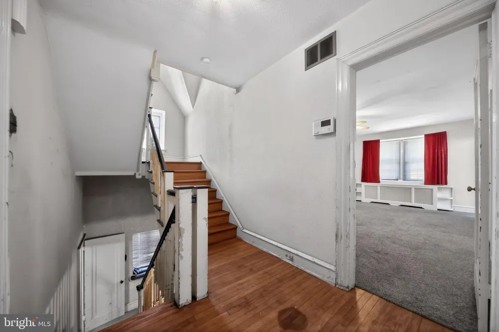 6448 Cherokee St, Philadelphia, PA 19119