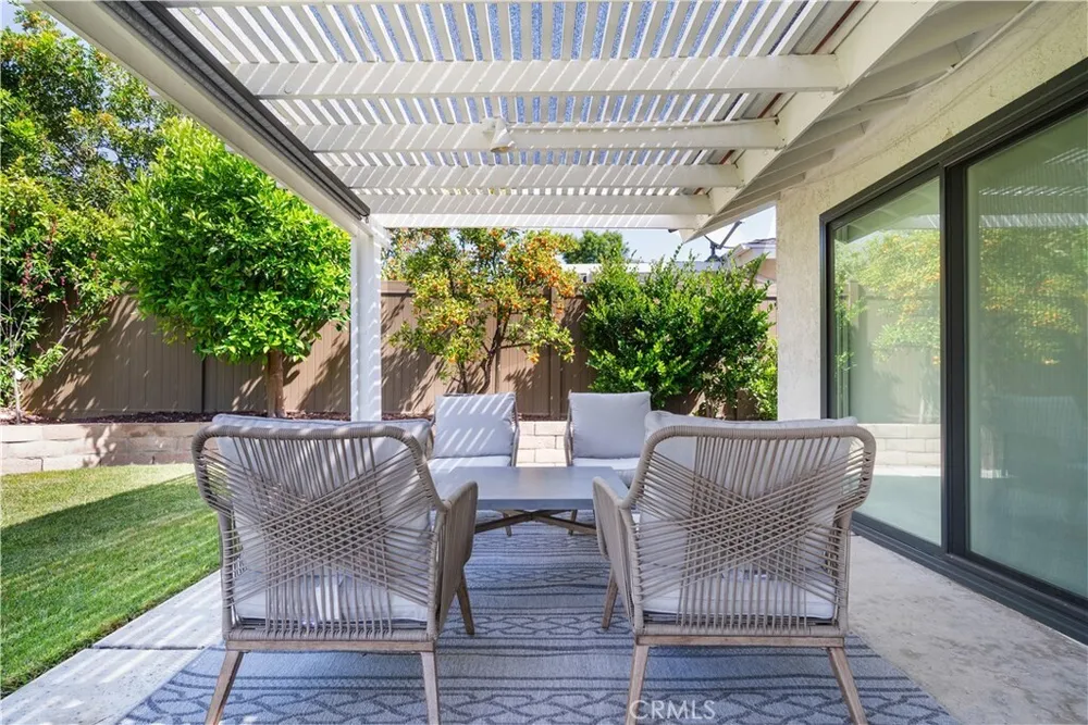 22061 Comanche Rd, Lake Forest, CA 92630