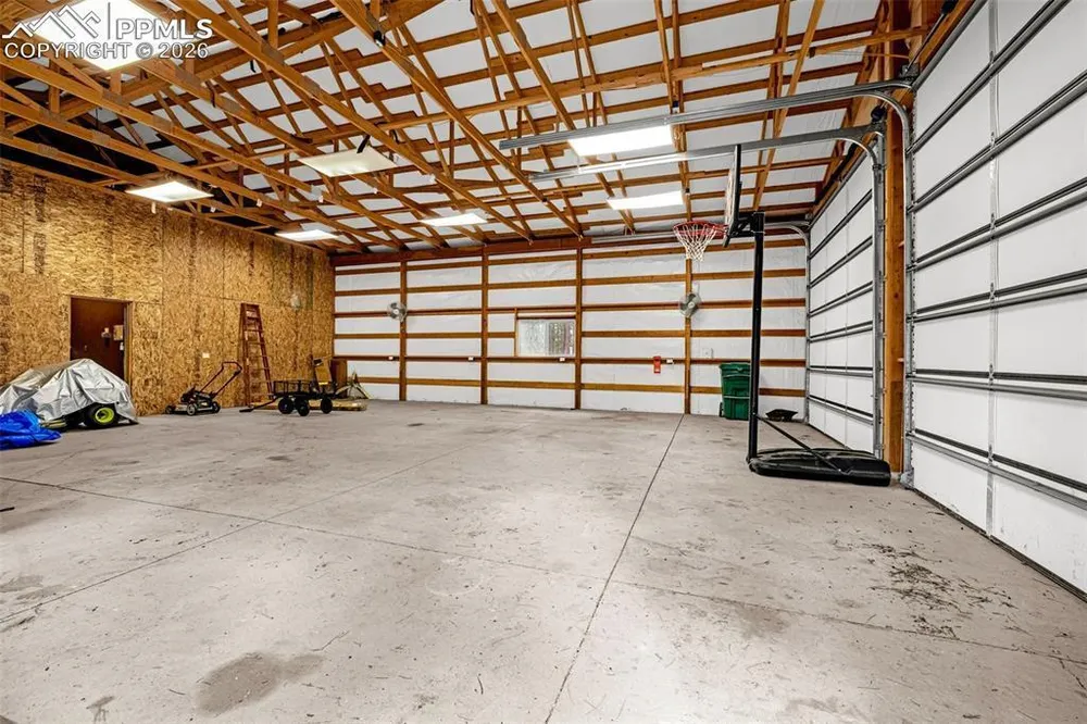15520 Bar X Rd, Colorado Springs, CO 80908
