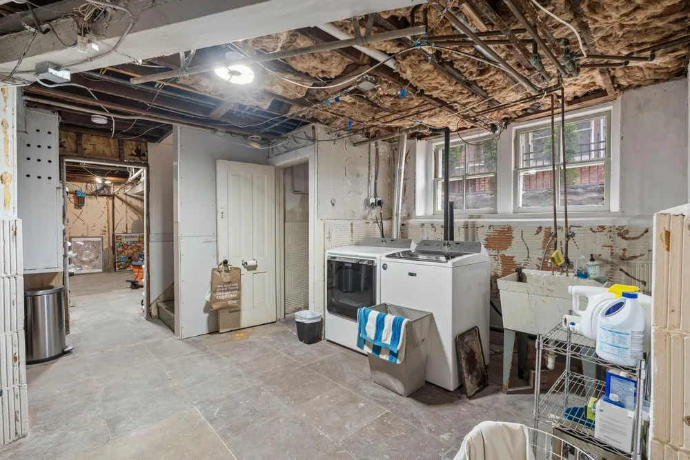 1617 Summit Ave, St Paul Park, MN 55071