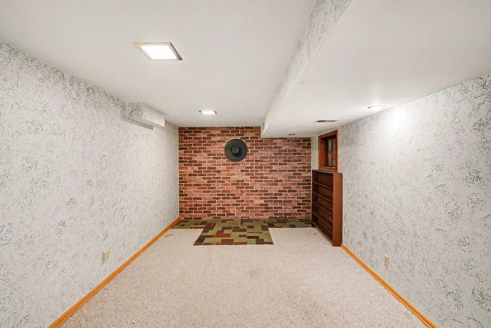 3966 Quincy St NE, Columbia Heights, MN 55421