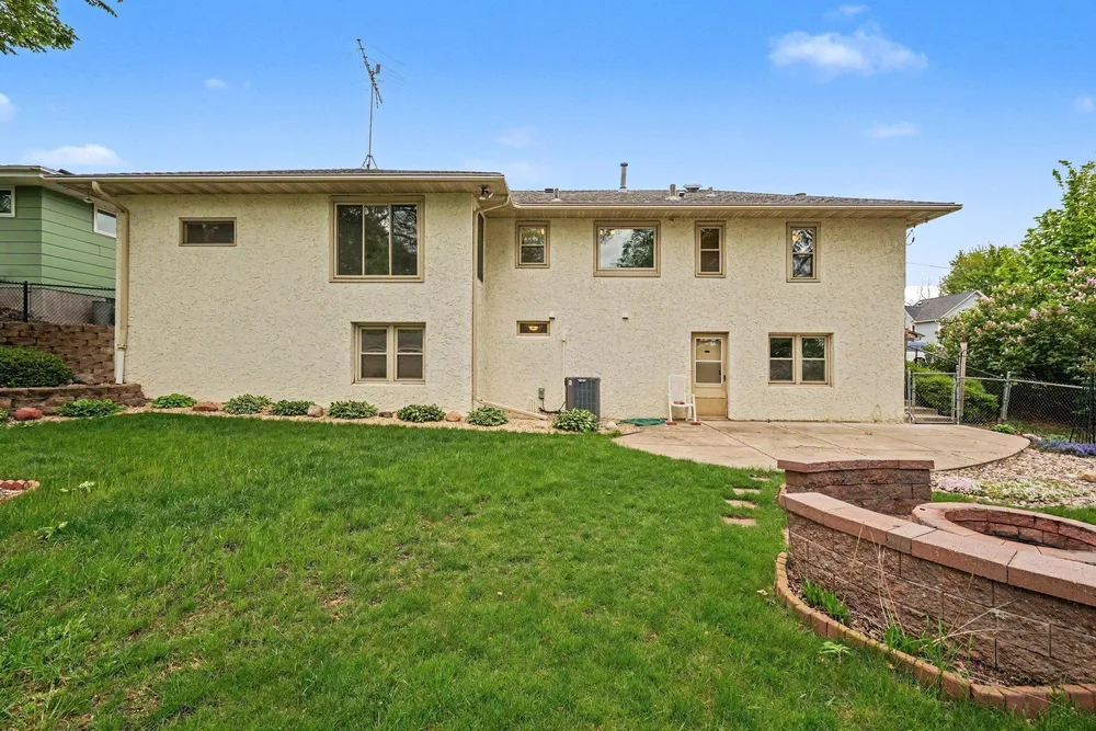 3966 Quincy St NE, Columbia Heights, MN 55421