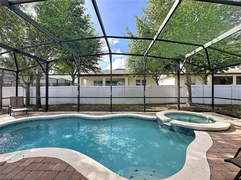 1346 Yorkshire Ct, Davenport, FL 33896