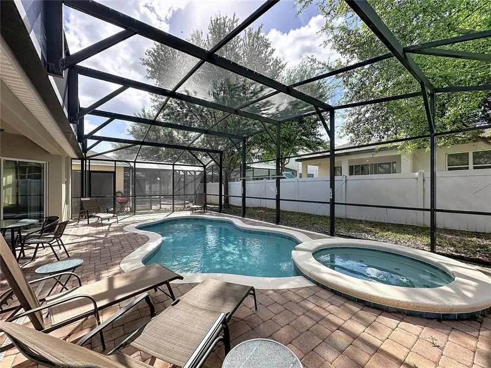 1346 Yorkshire Ct, Davenport, FL 33896