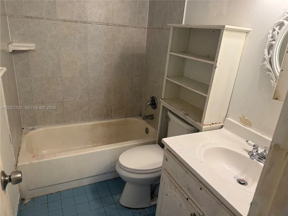 6014 NW 78th Way, Tamarac, FL 33321
