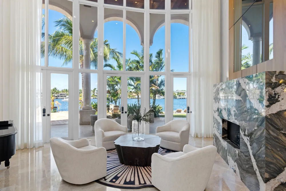 2593 SE 8th St, Pompano Beach, FL 33062