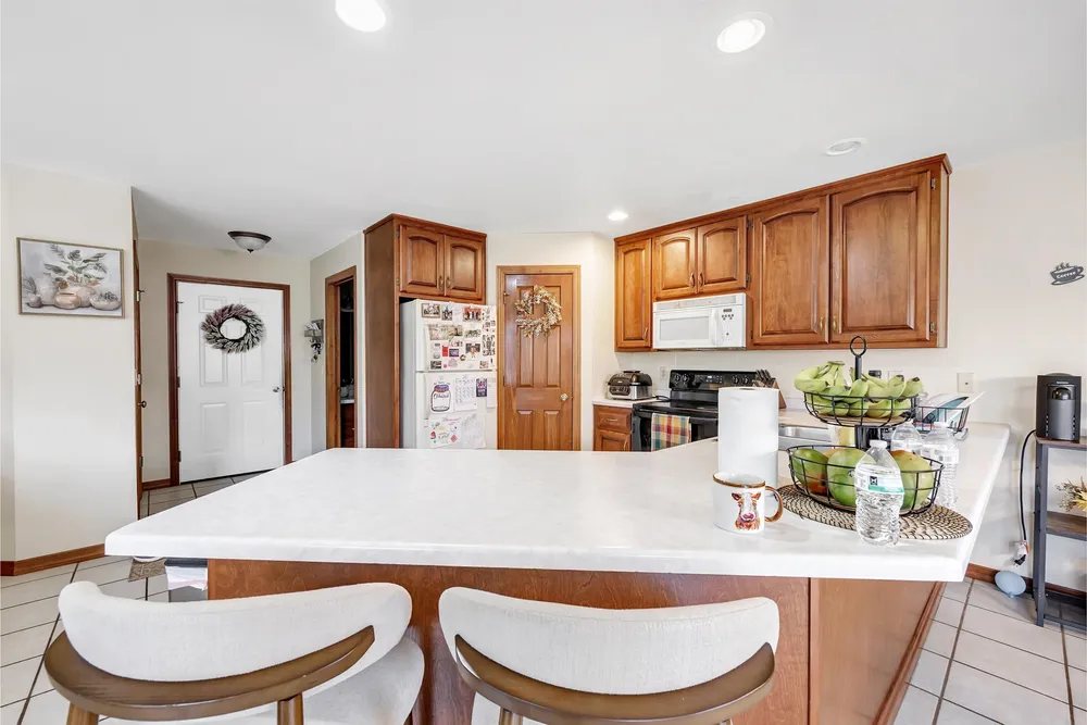 715 Edge Point Ct, De Pere, WI 54115