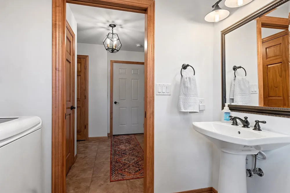 2460 Warm Meadows Dr, Green Bay, WI 54303