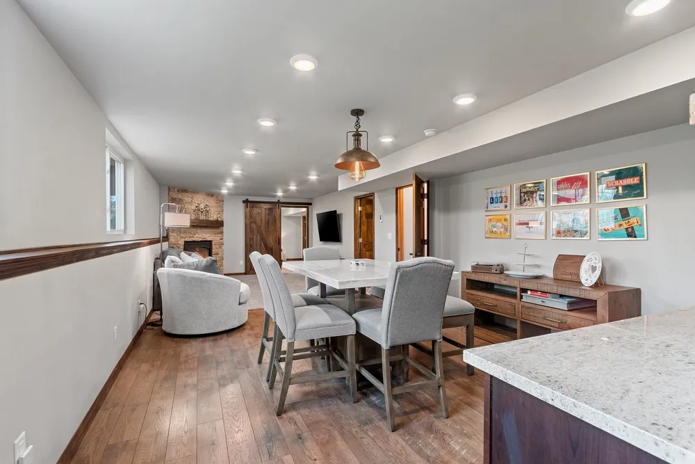 2460 Warm Meadows Dr, Green Bay, WI 54303