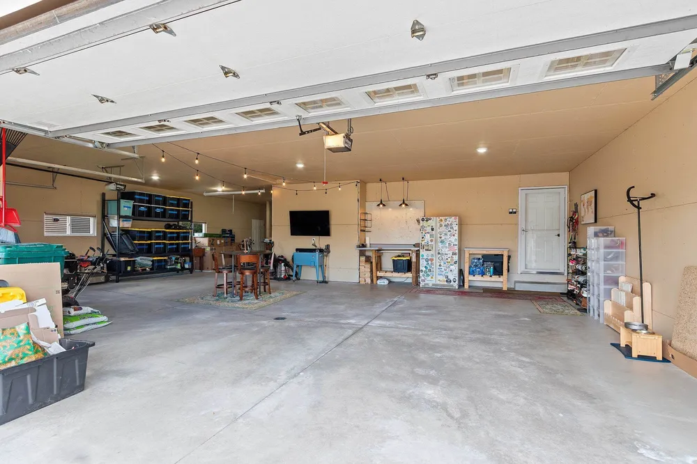 2460 Warm Meadows Dr, Green Bay, WI 54303