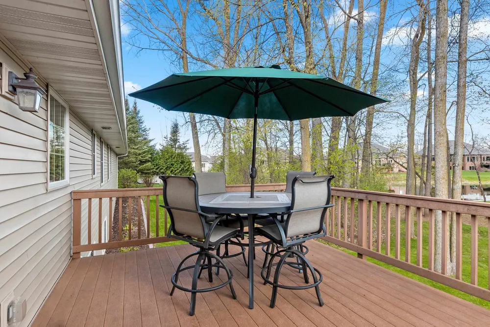 2460 Warm Meadows Dr, Green Bay, WI 54303