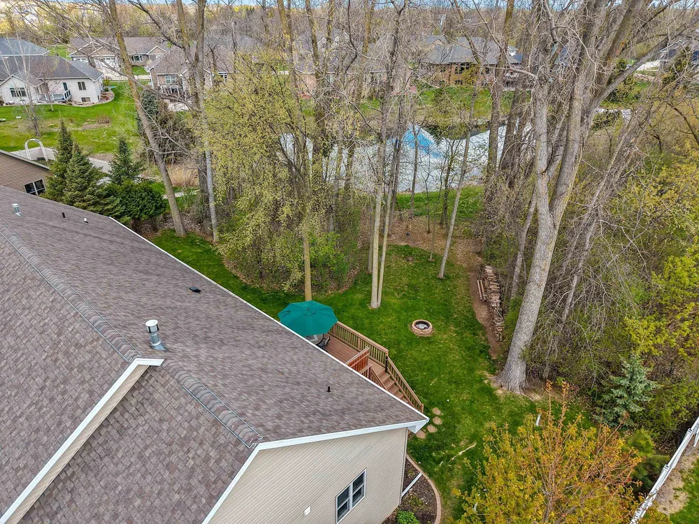 2460 Warm Meadows Dr, Green Bay, WI 54303