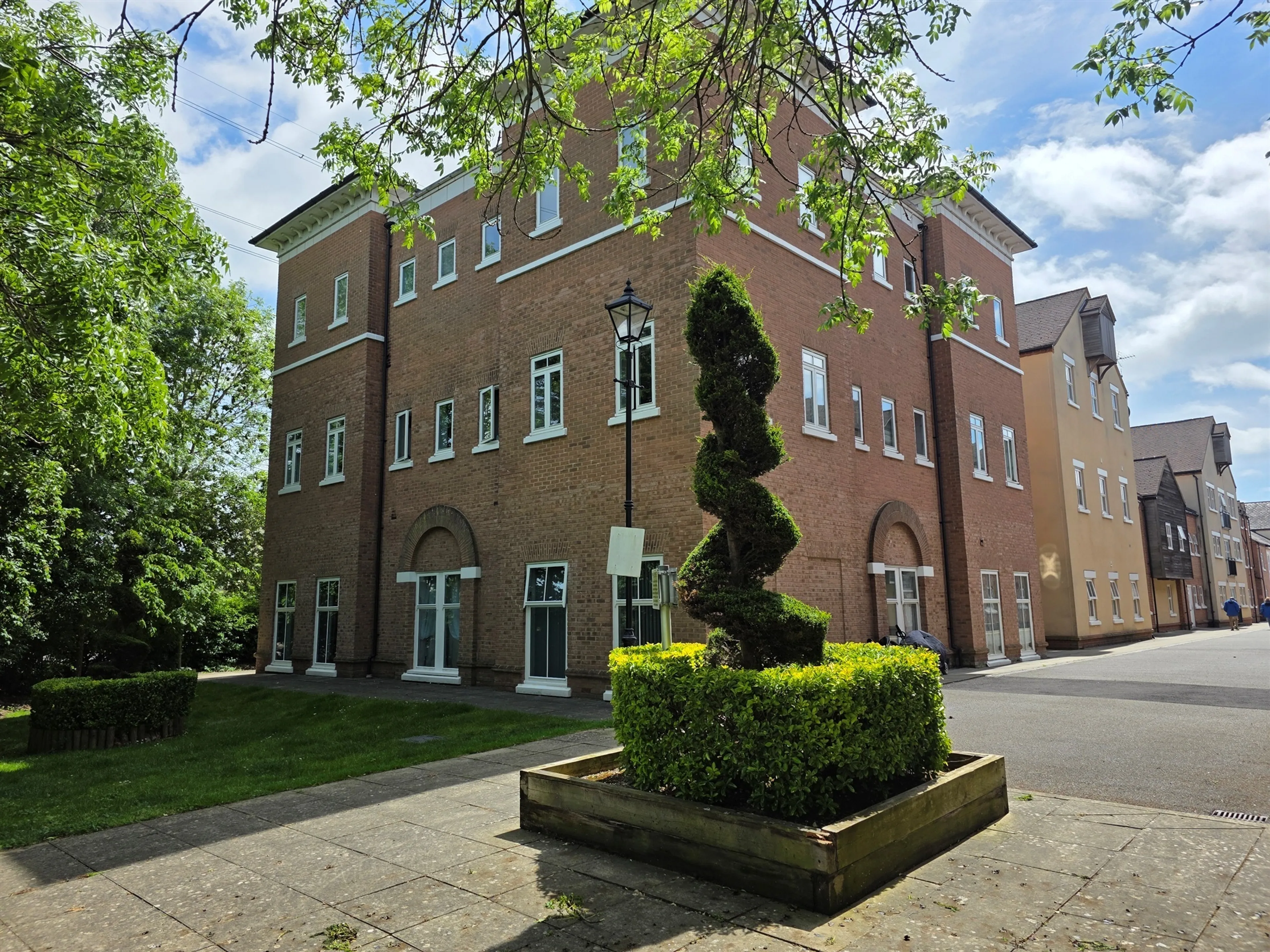 Property at Pine Street, Fairford Leys, Aylesbury