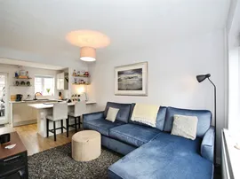 Silverton Drive, Cross Inn, Pontyclun thumb 2