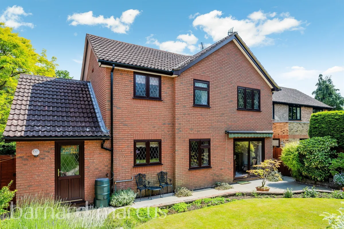 Cotland Acres, Redhill