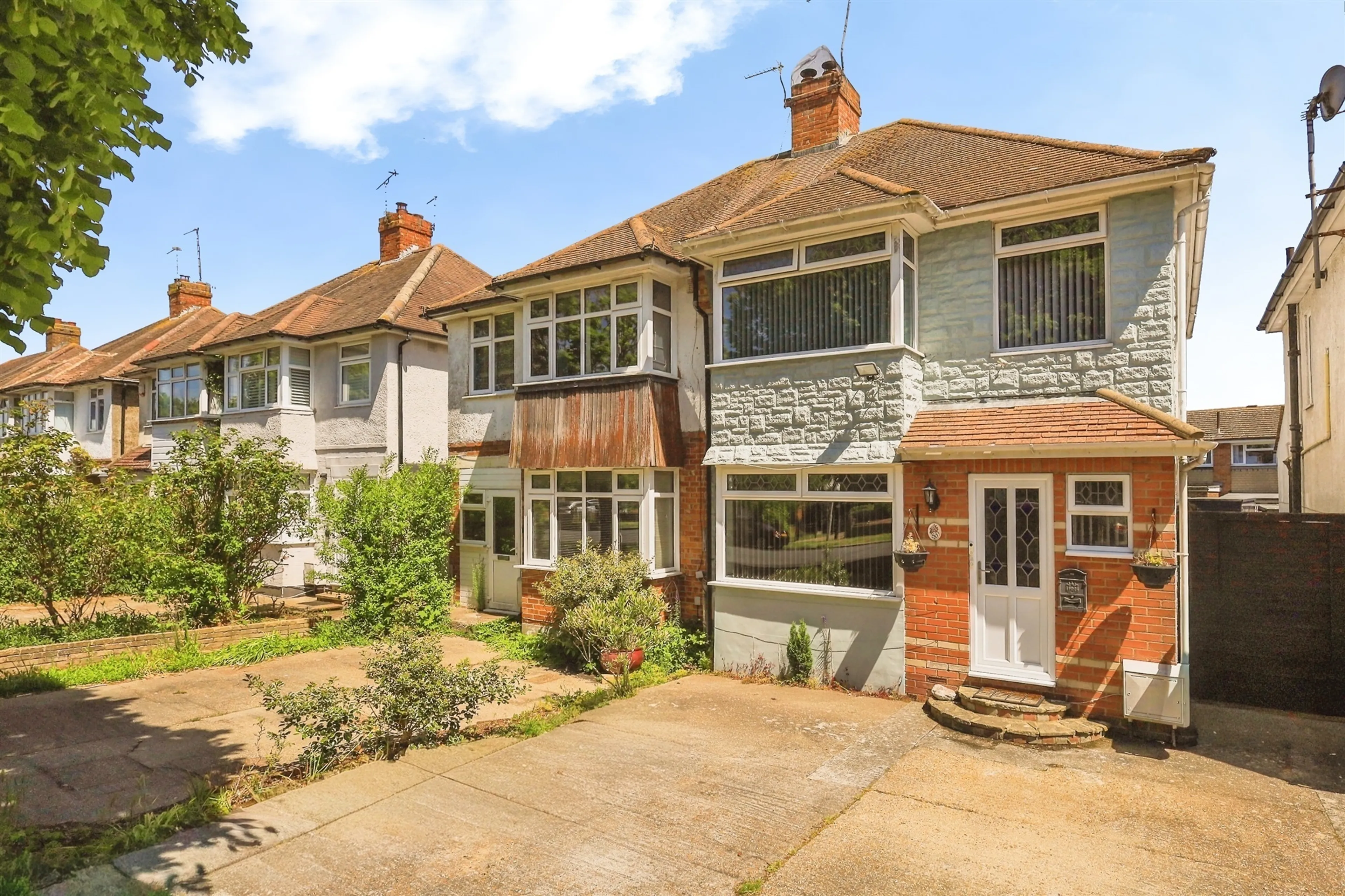 Property at Lottbridge Drive, Eastbourne