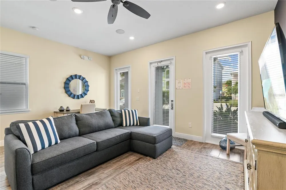8040 Lost Shaker Ln, Kissimmee, FL 34747