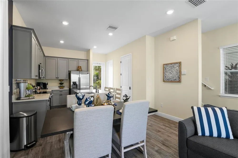 8040 Lost Shaker Ln, Kissimmee, FL 34747