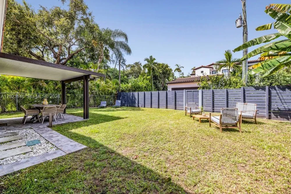 475 NE 91st St, Miami Shores, FL 33138