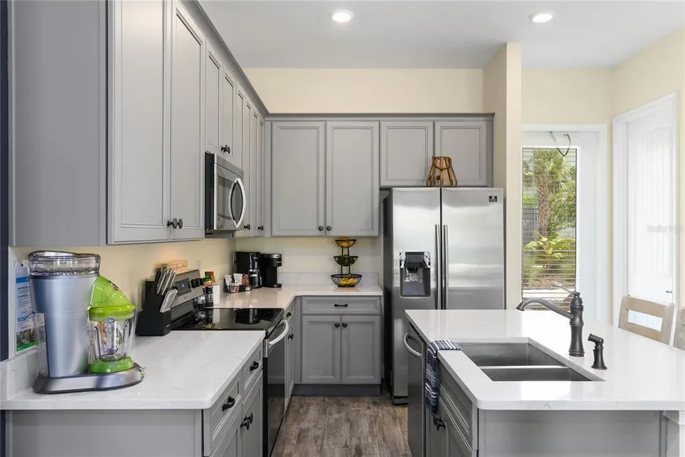 8040 Lost Shaker Ln, Kissimmee, FL 34747