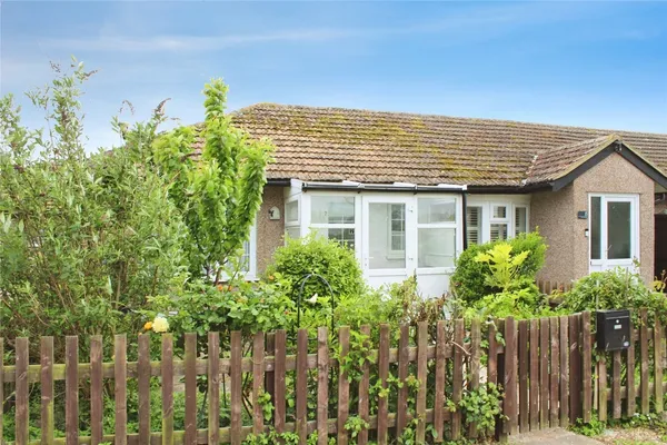 Laburnum Grove, Minster Park, Minster...
