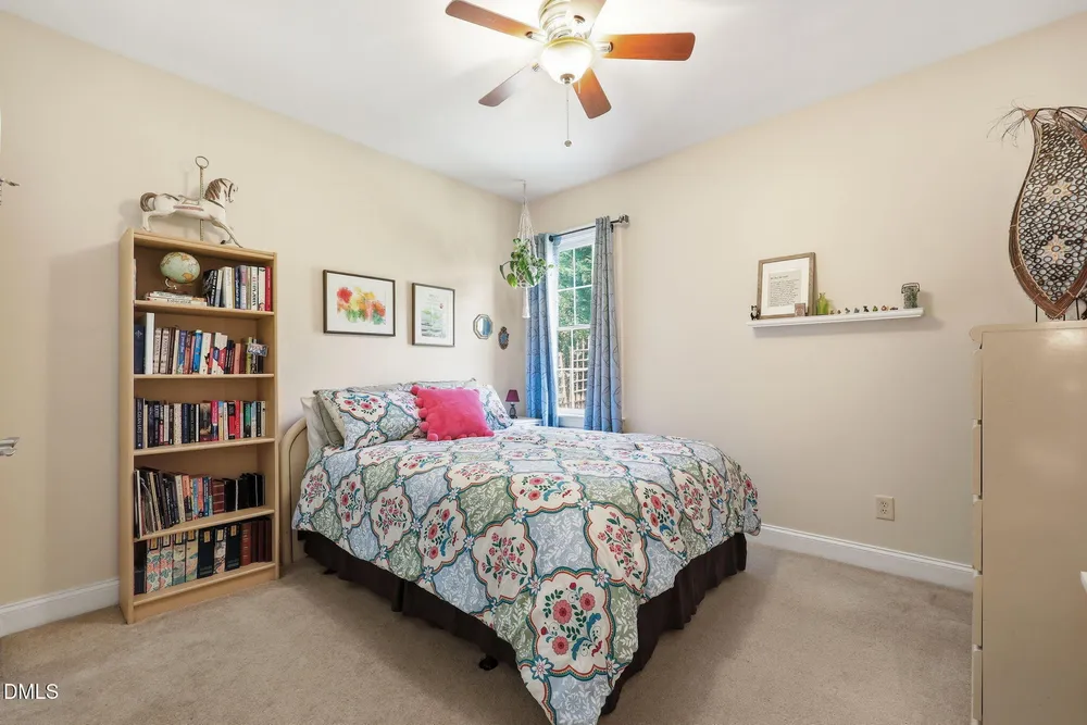 7040 Dayton Ridge Dr, Apex, NC 27539