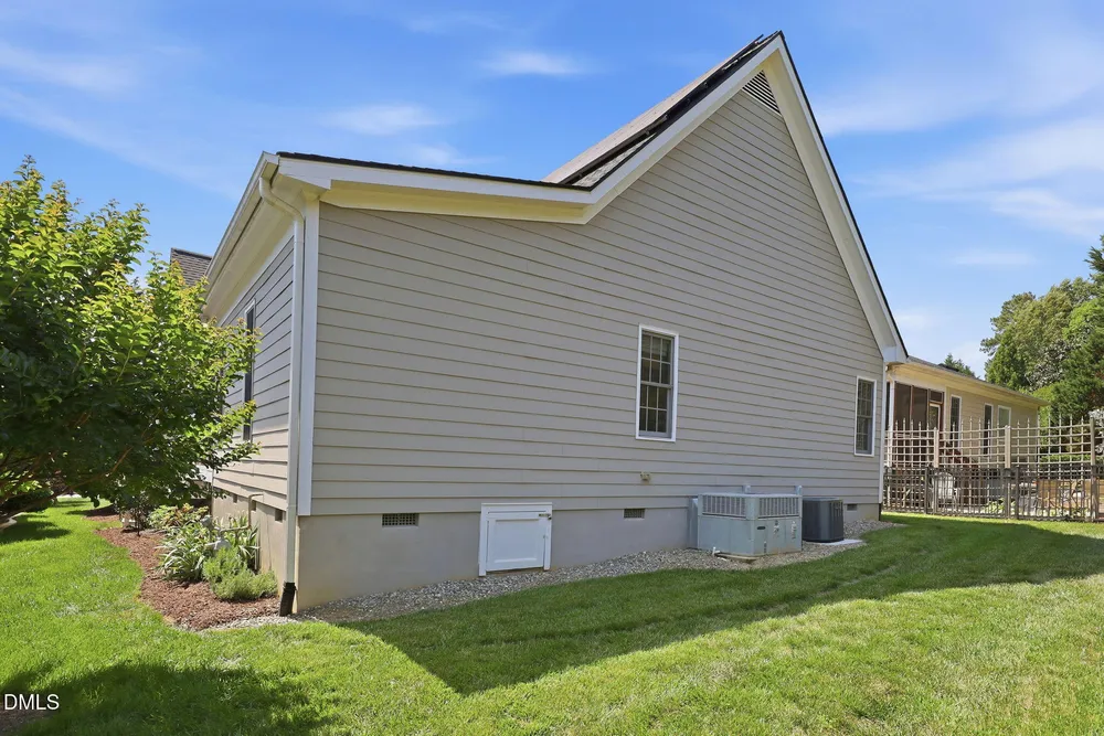 7040 Dayton Ridge Dr, Apex, NC 27539