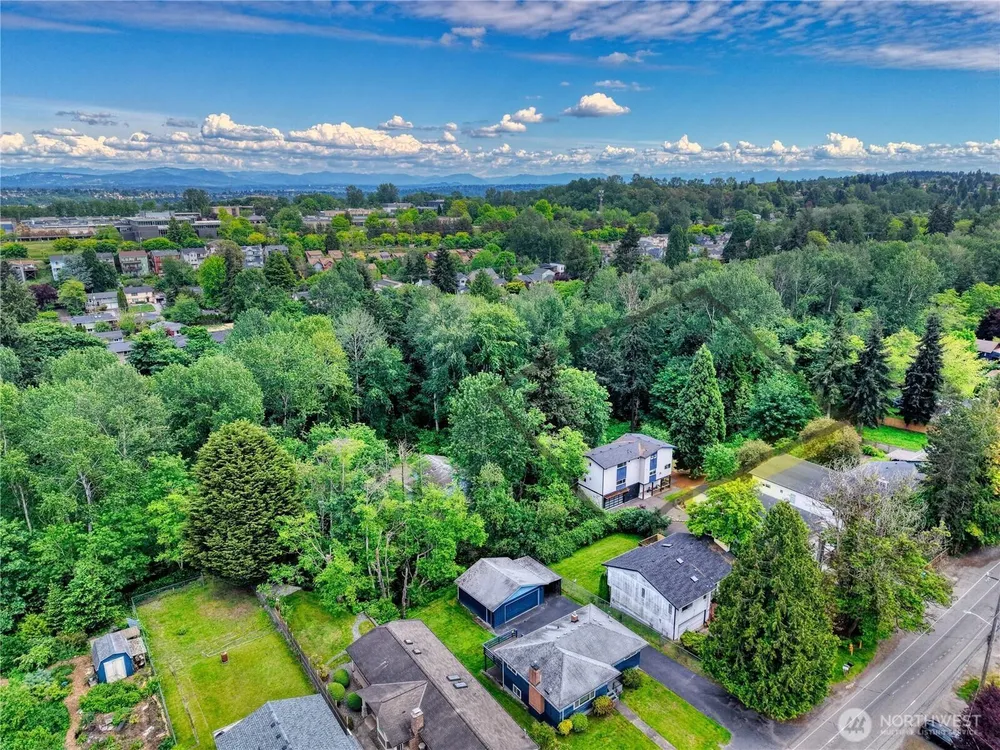 5942 21st Ave SW, Seattle, WA 98106