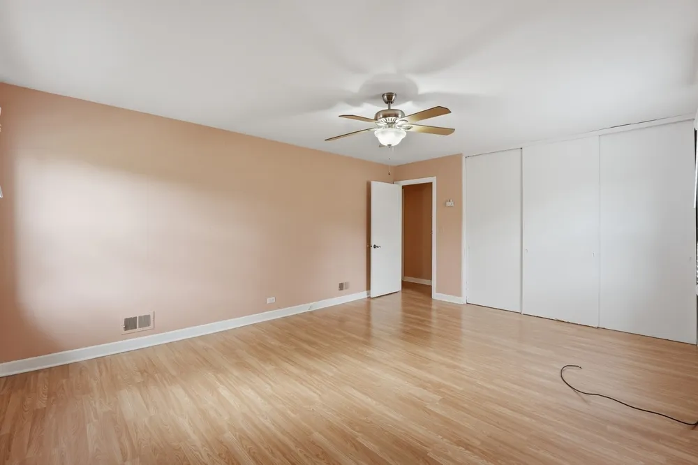306 W Lonnquist Blvd, Mount Prospect, IL 60056