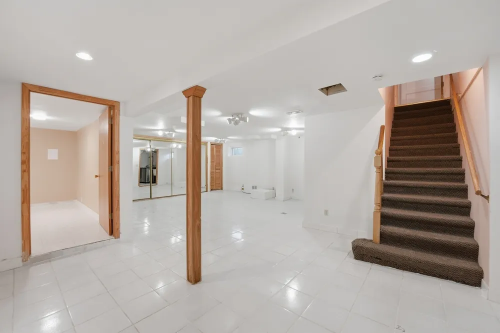 306 W Lonnquist Blvd, Mount Prospect, IL 60056
