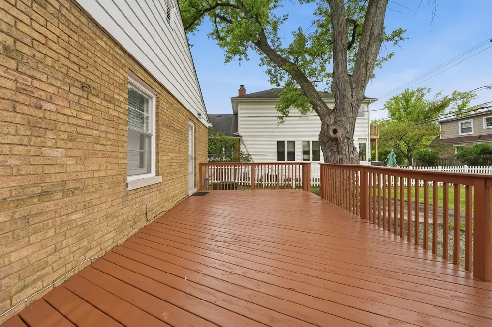 306 W Lonnquist Blvd, Mount Prospect, IL 60056