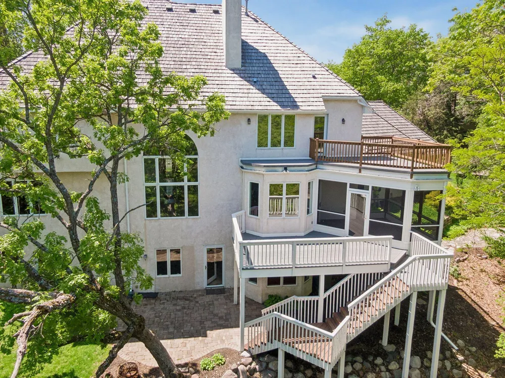 10444 Purdey Rd, Eden Prairie, MN 55347