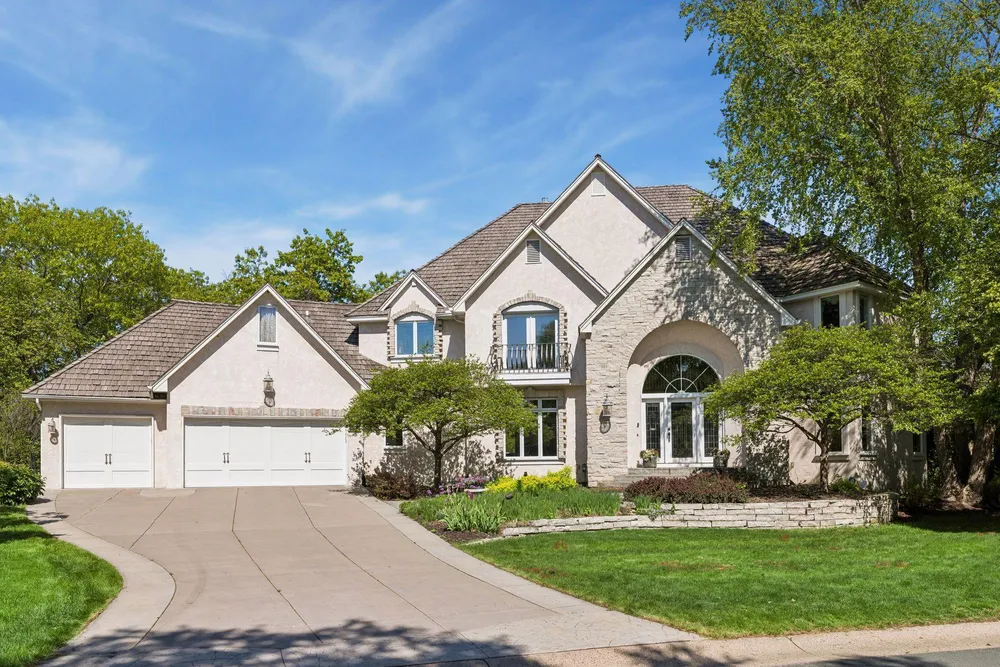 10444 Purdey Rd, Eden Prairie, MN 55347
