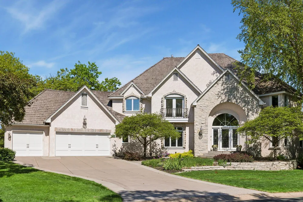 10444 Purdey Rd, Eden Prairie, MN 55347