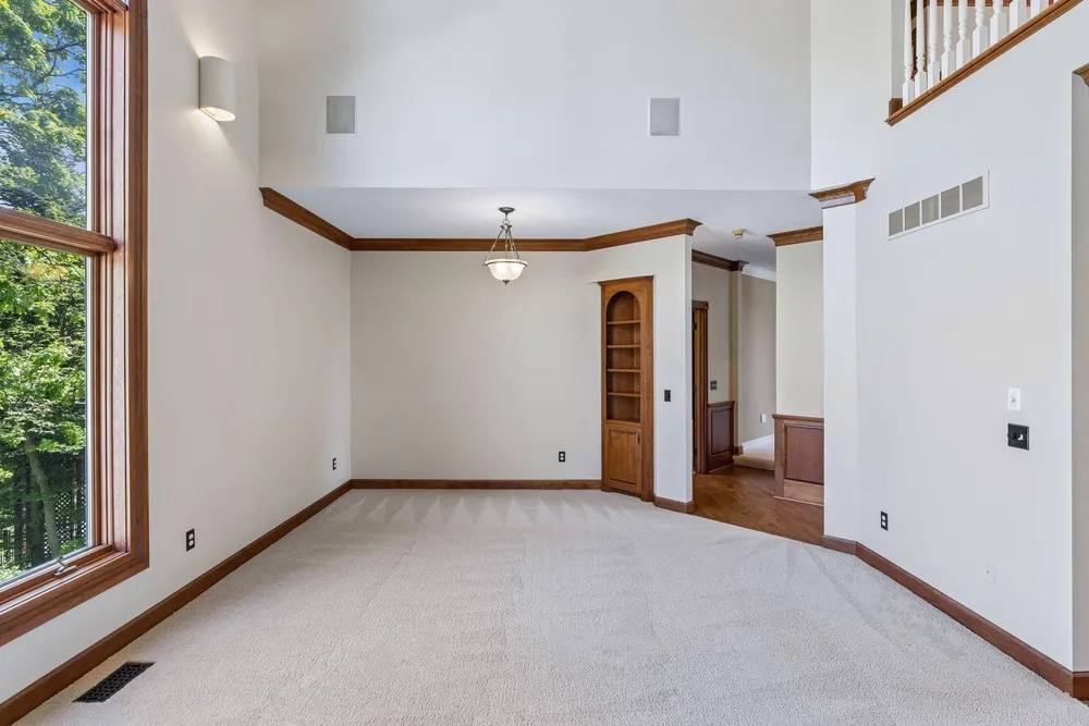 10444 Purdey Rd, Eden Prairie, MN 55347