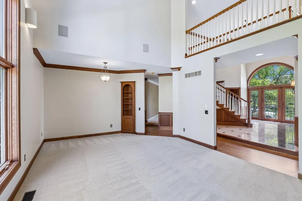 10444 Purdey Rd, Eden Prairie, MN 55347