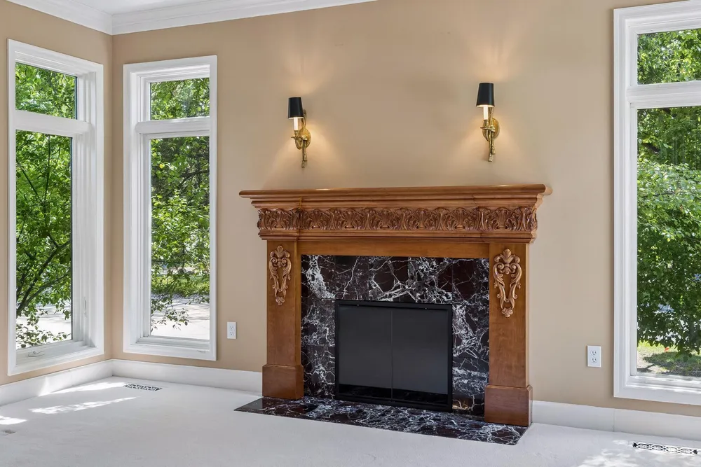 10444 Purdey Rd, Eden Prairie, MN 55347