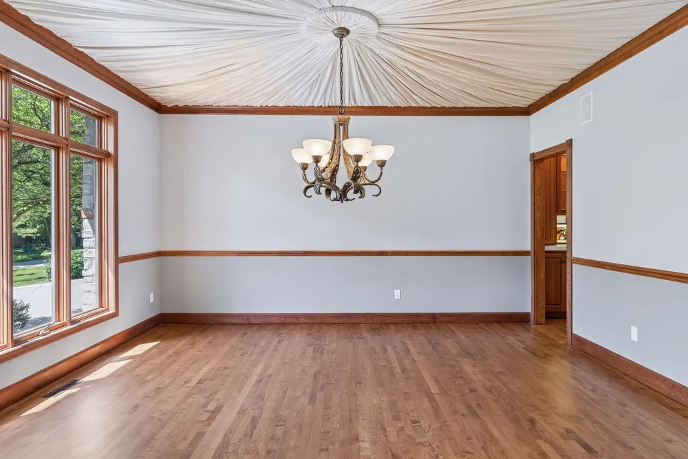 10444 Purdey Rd, Eden Prairie, MN 55347