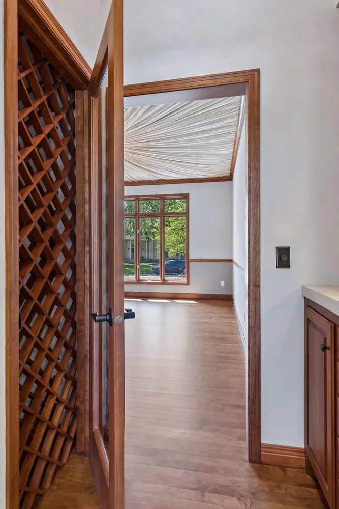 10444 Purdey Rd, Eden Prairie, MN 55347