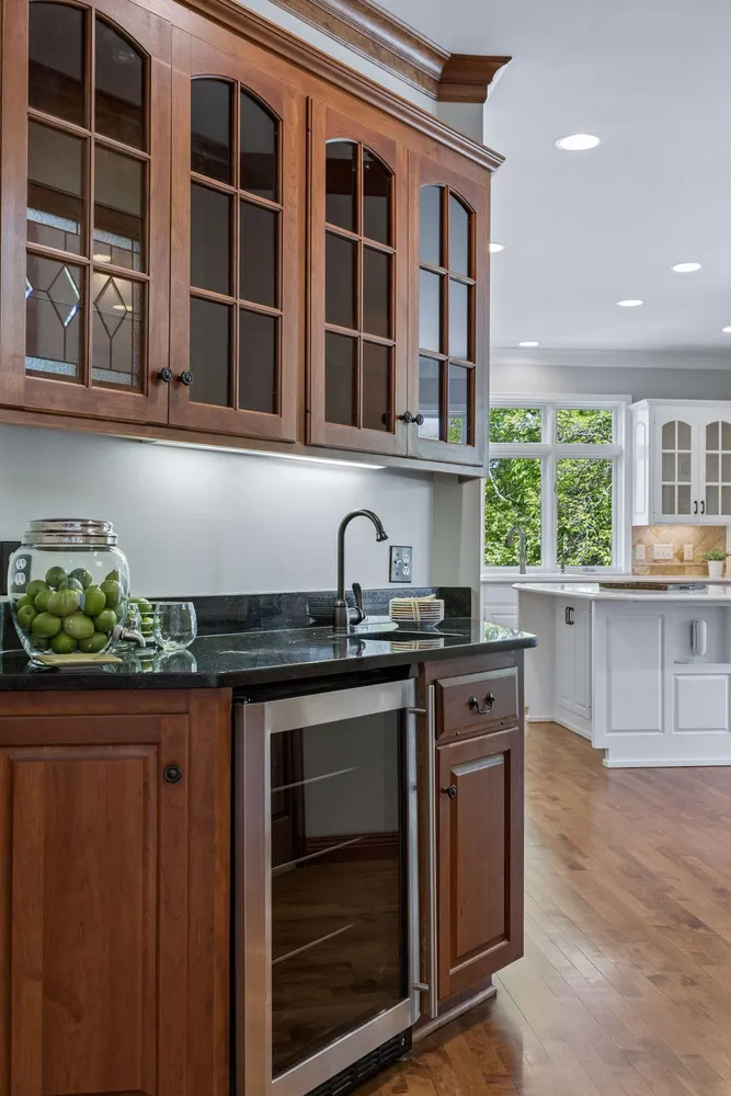 10444 Purdey Rd, Eden Prairie, MN 55347