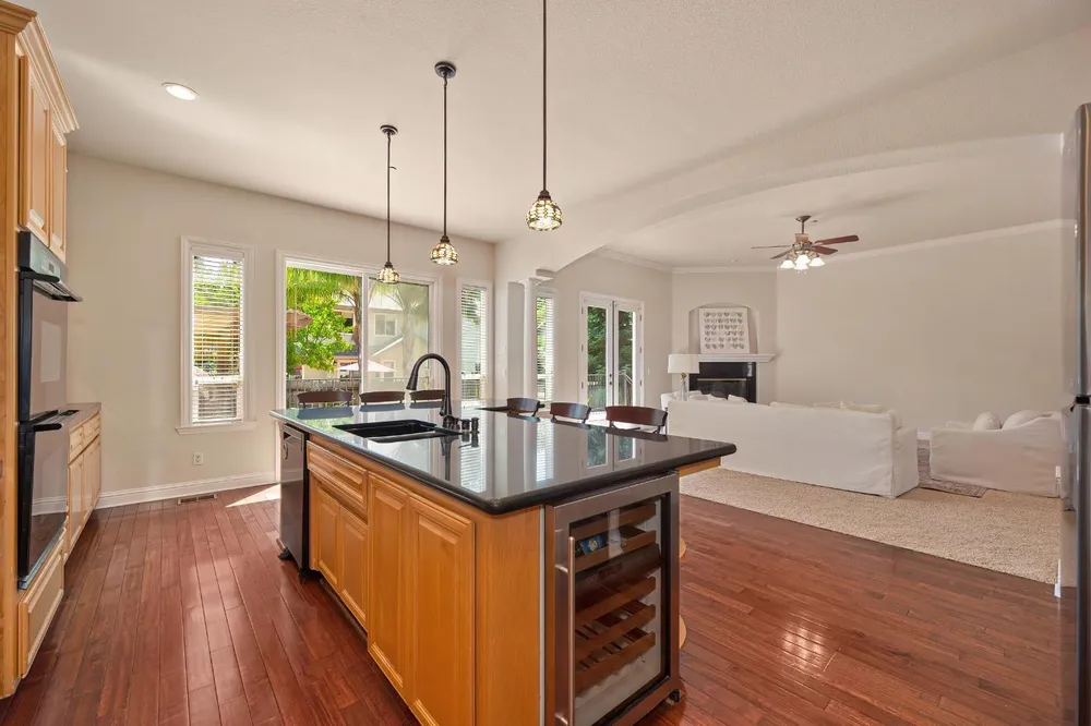 8484 Cobble Creek Ln, Orangevale, CA 95662