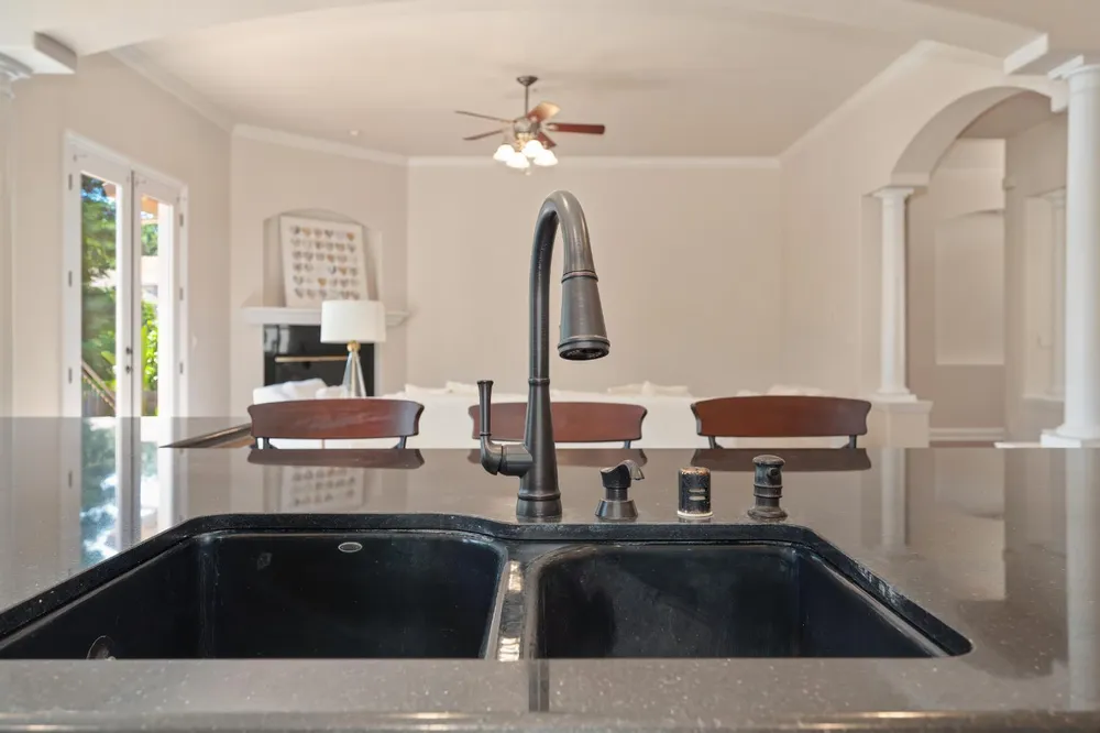8484 Cobble Creek Ln, Orangevale, CA 95662