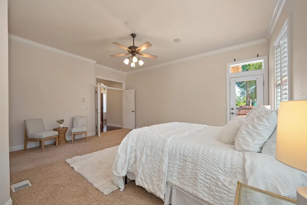 8484 Cobble Creek Ln, Orangevale, CA 95662