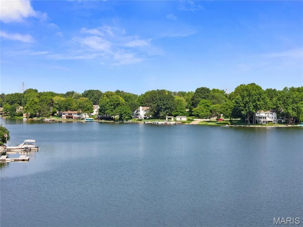 2 Forest Park Circle, Lake St Louis, MO 63367