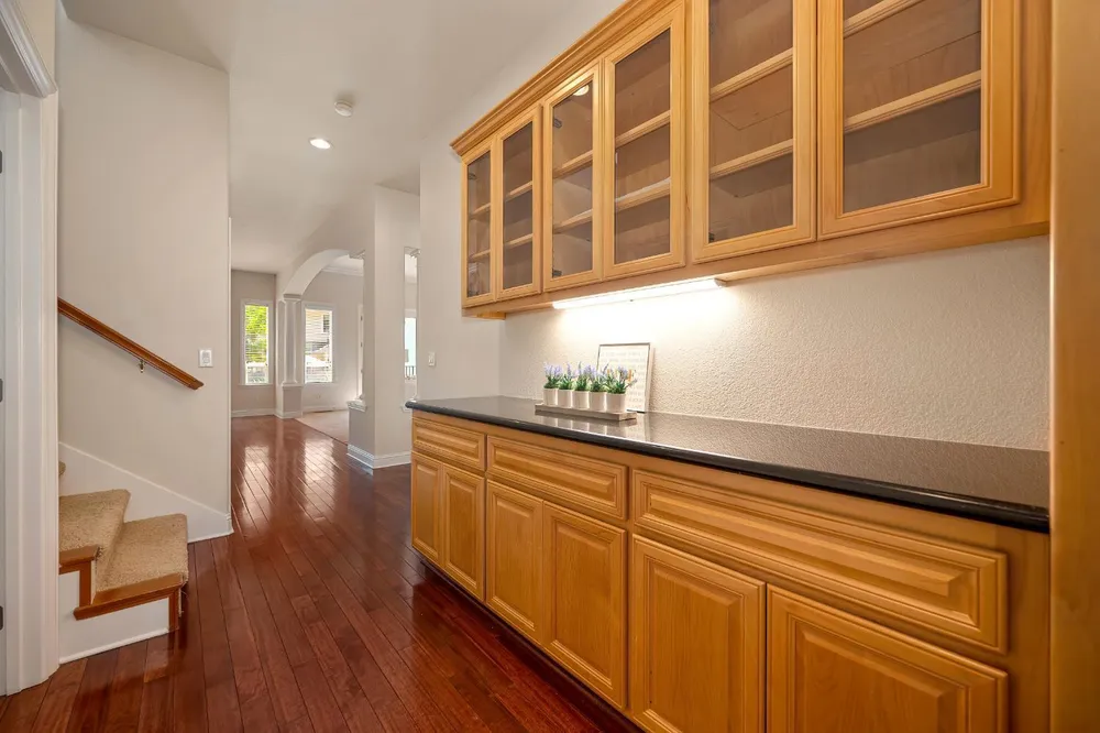 8484 Cobble Creek Ln, Orangevale, CA 95662