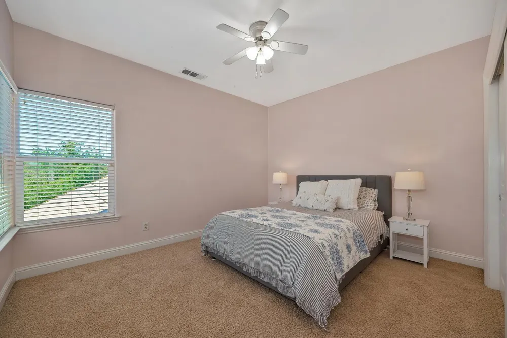 8484 Cobble Creek Ln, Orangevale, CA 95662